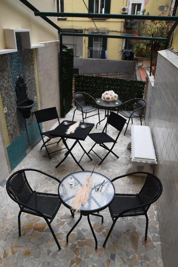 Bed and Breakfast Napul'E à Naples Extérieur photo